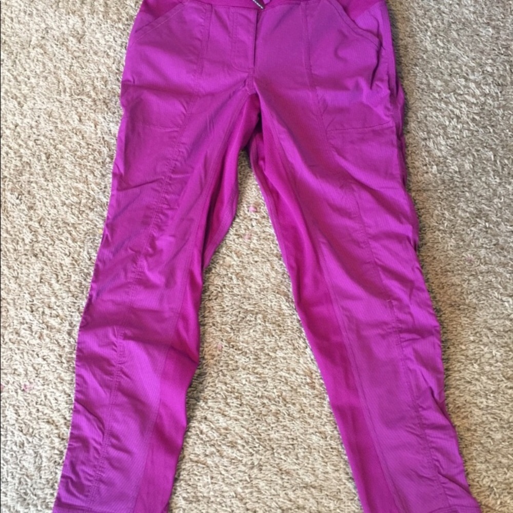 LUlulemon Street to studio pants- ankle length
